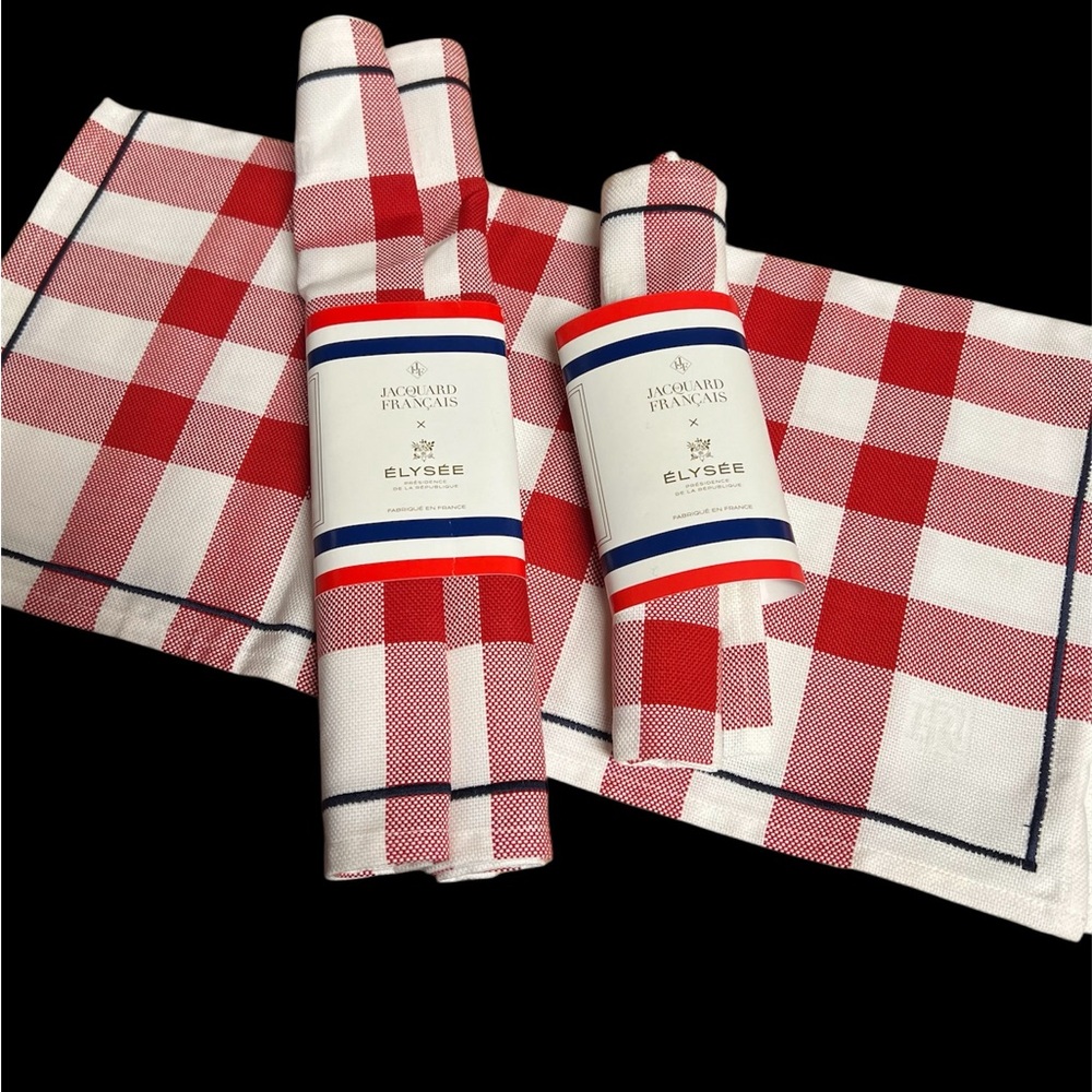 🇫🇷 French Country bistro linens